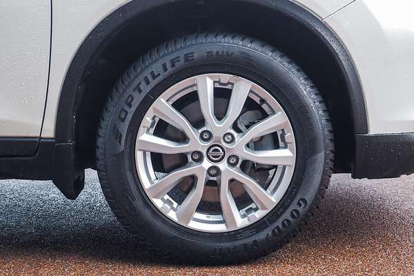 2017 Nissan X-TRAIL ST T32