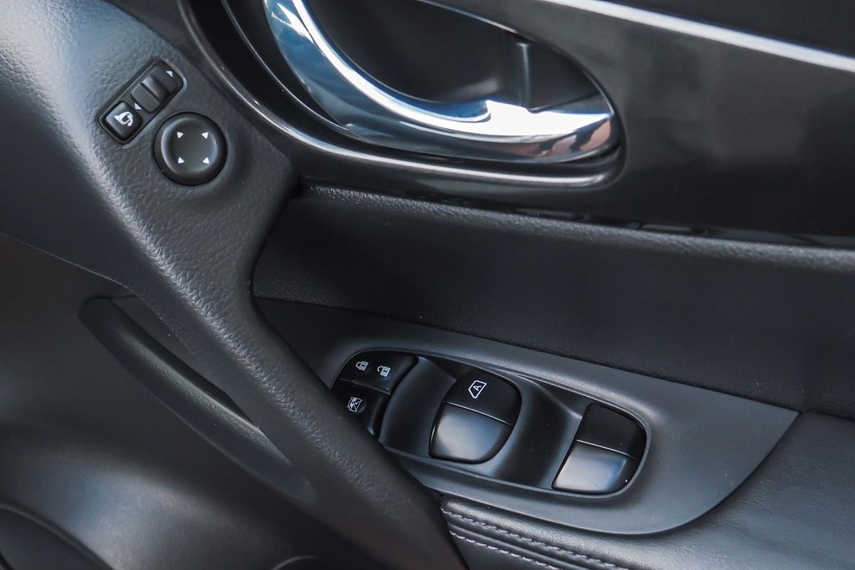 2017 Nissan X-TRAIL ST T32