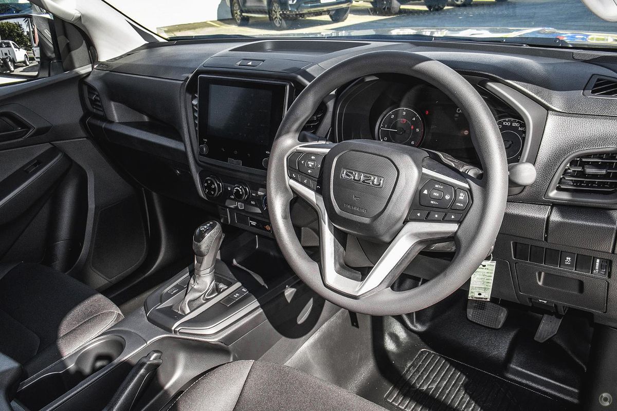 2025 Isuzu D-MAX SX 4X4