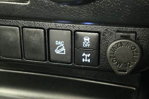 2020 Toyota Hilux SR GUN126R 4X4