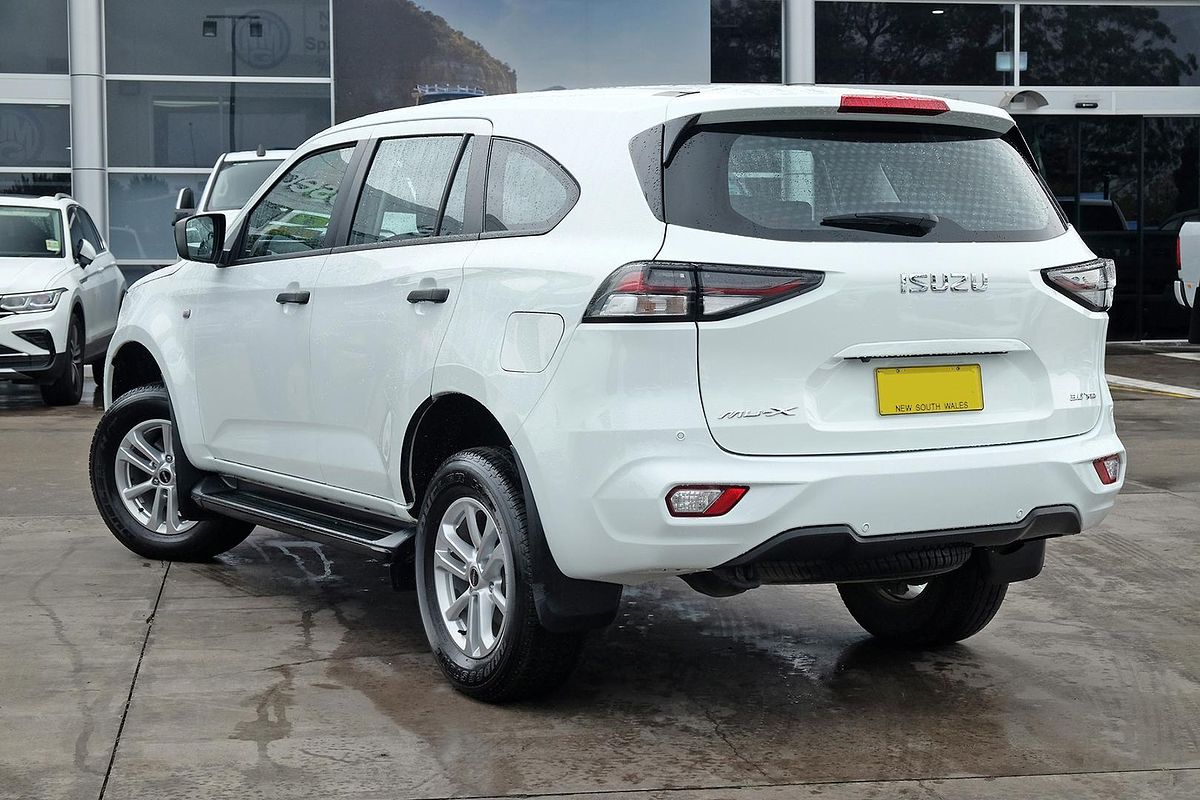 2022 Isuzu MU-X LS-M