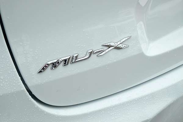 2022 Isuzu MU-X LS-M