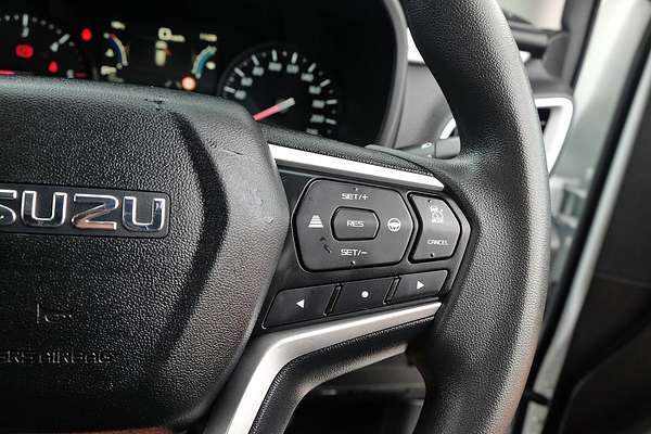 2022 Isuzu MU-X LS-M
