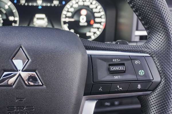 2024 Mitsubishi Outlander PHEV Exceed ZM