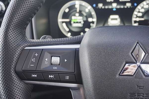 2024 Mitsubishi Outlander PHEV Exceed ZM