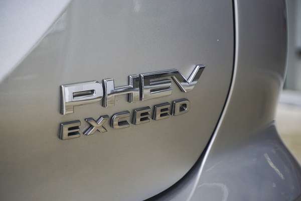2024 Mitsubishi Outlander PHEV Exceed ZM