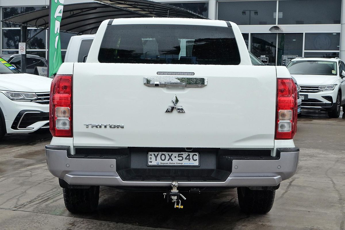 2024 Mitsubishi Triton GLX MV 4X4