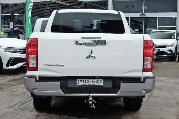2024 Mitsubishi Triton GLX MV 4X4