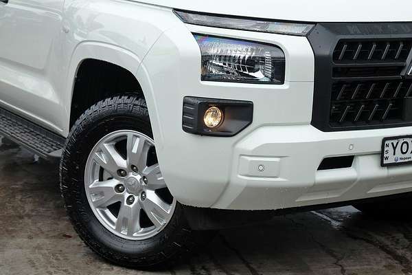 2024 Mitsubishi Triton GLX MV 4X4