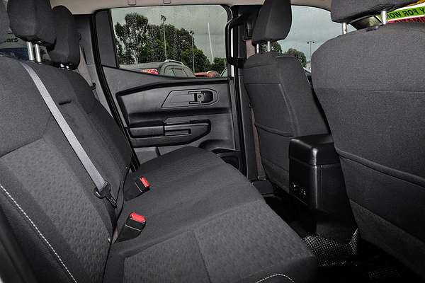 2024 Mitsubishi Triton GLX MV 4X4