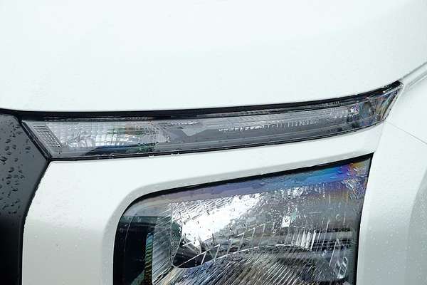 2024 Mitsubishi Triton GLX MV 4X4