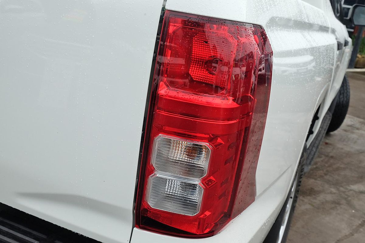 2024 Mitsubishi Triton GLX MV 4X4