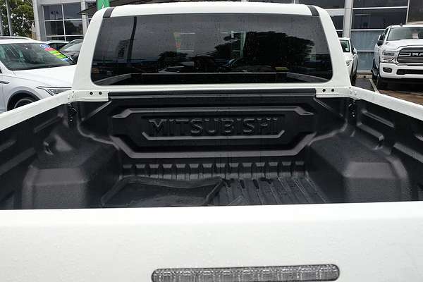 2024 Mitsubishi Triton GLX MV 4X4