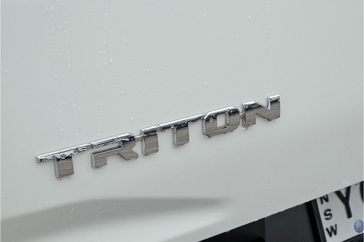 2024 Mitsubishi Triton GLX MV 4X4