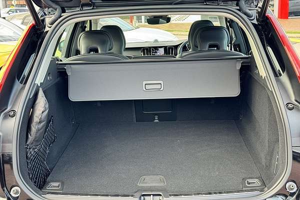 2024 Volvo XC60 Ultimate B5 Bright