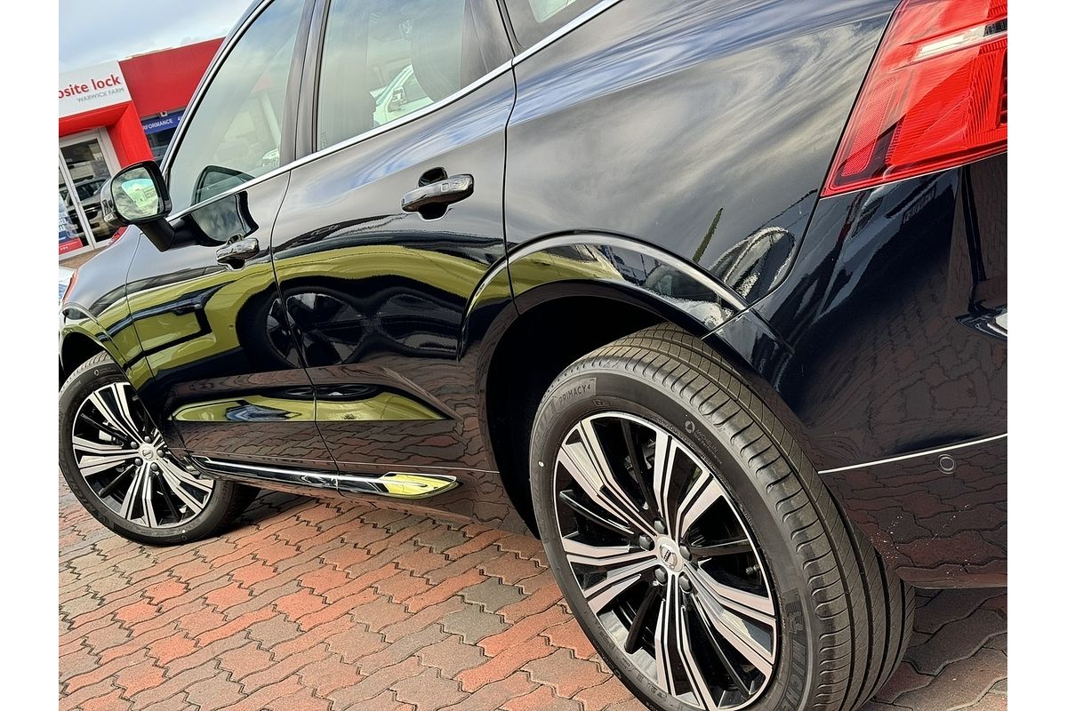 2024 Volvo XC60 Ultimate B5 Bright