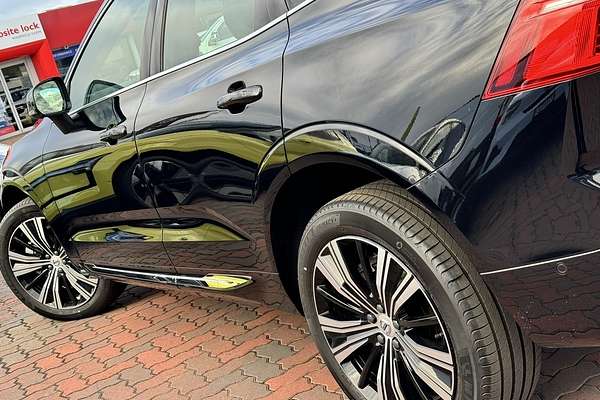 2024 Volvo XC60 Ultimate B5 Bright