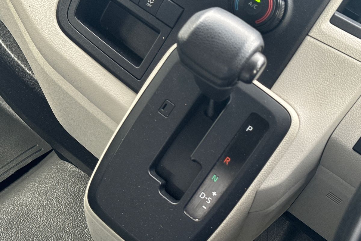 2019 Toyota Hiace GDH300R LWB
