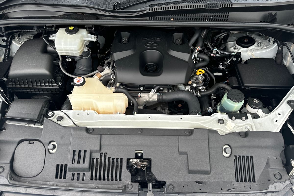 2019 Toyota Hiace GDH300R LWB