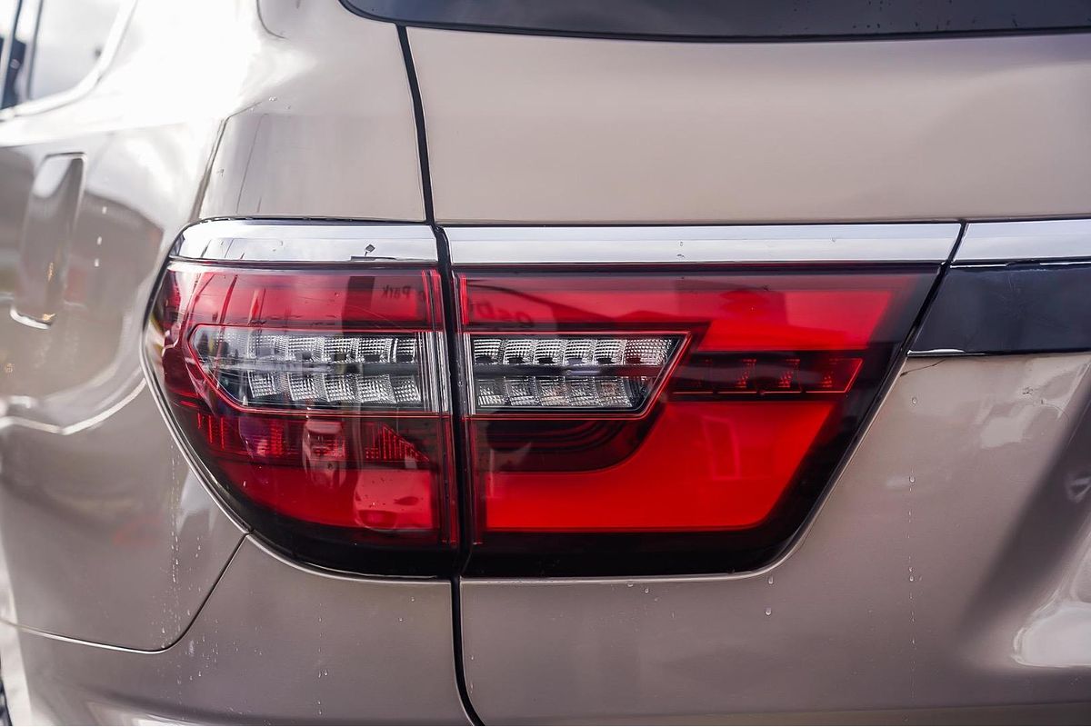 2021 Nissan Patrol Ti-L Y62