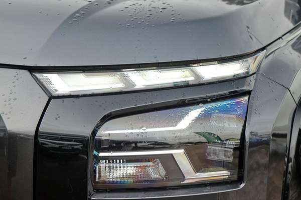 2023 Mitsubishi Triton GSR MV 4X4