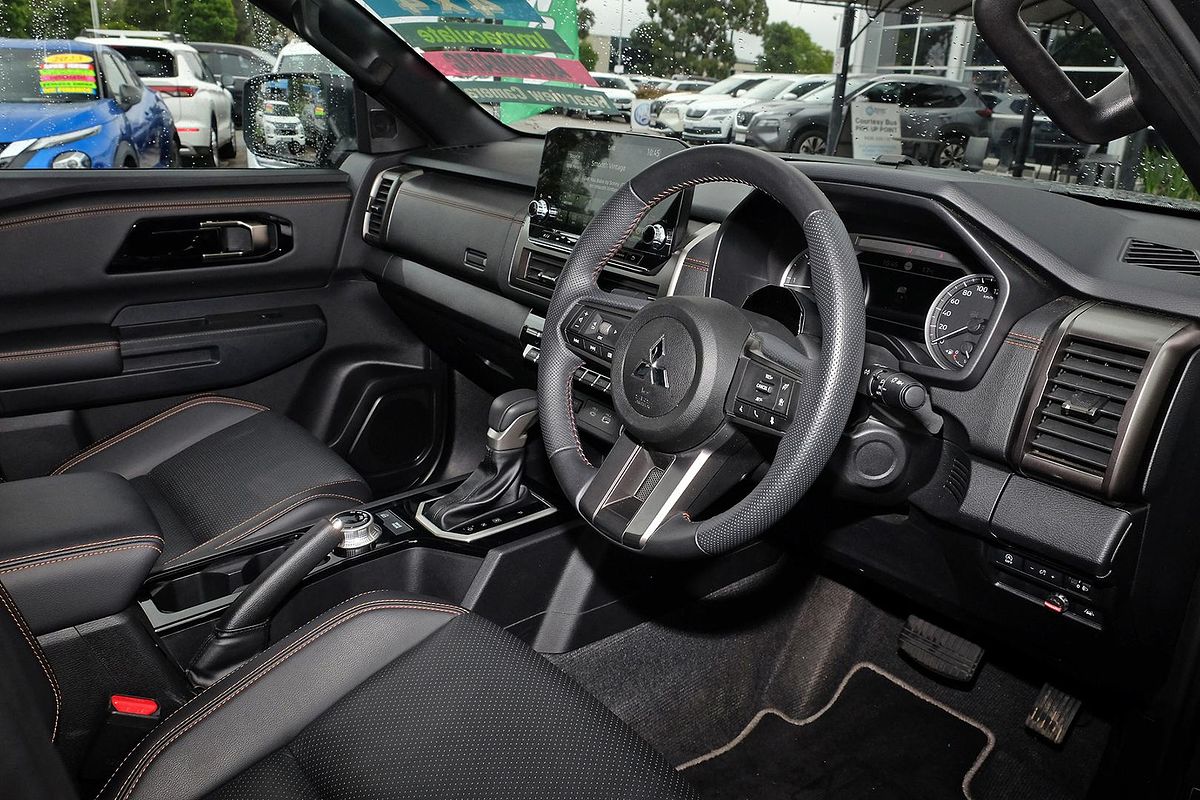 2023 Mitsubishi Triton GSR MV 4X4