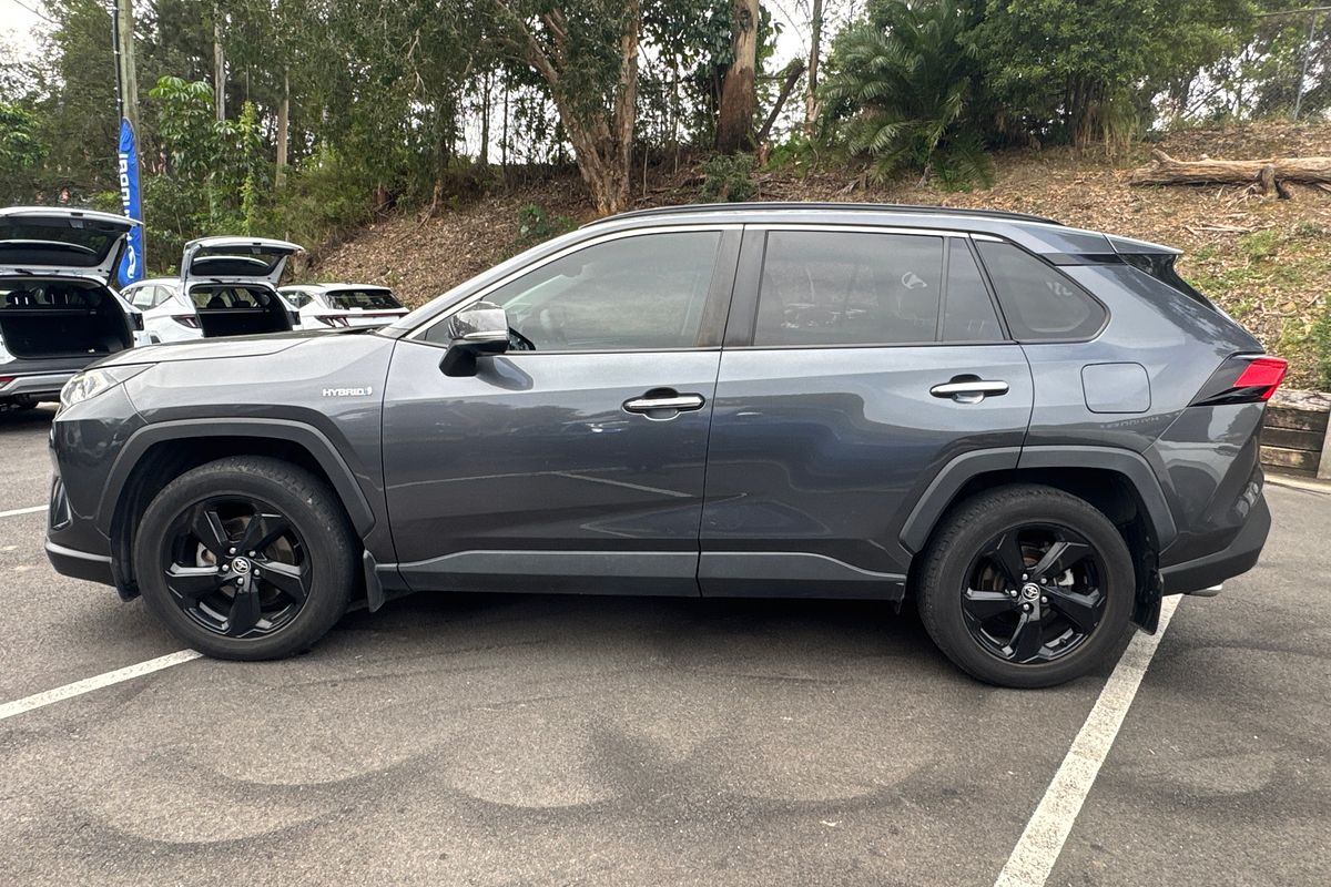 2020 Toyota RAV4 Cruiser AXAH52R