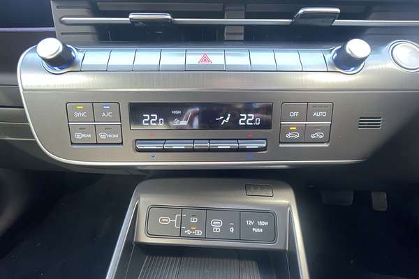 2025 Hyundai Kona Premium SX2.V2