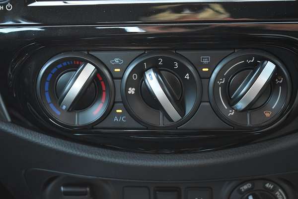 2024 Nissan Navara SL D23 Rear Wheel Drive