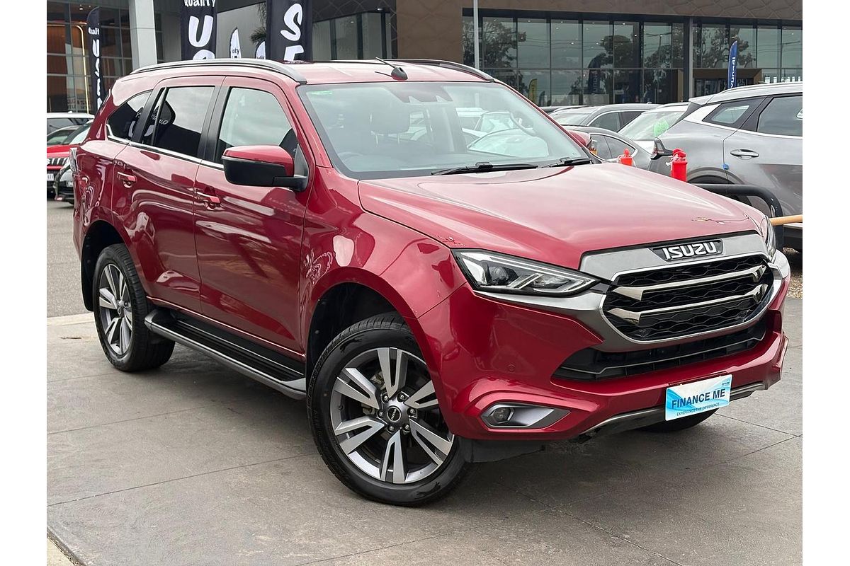 2023 Isuzu MU-X LS-T