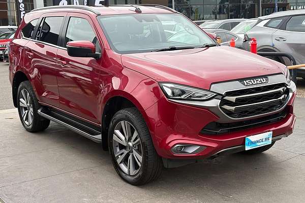 2023 Isuzu MU-X LS-T