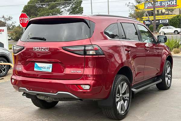 2023 Isuzu MU-X LS-T