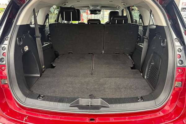 2023 Isuzu MU-X LS-T