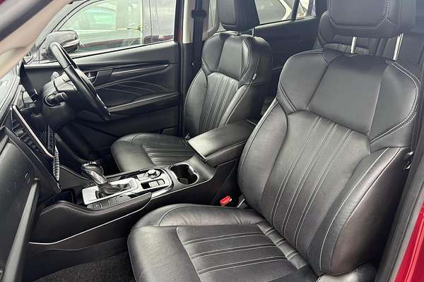 2023 Isuzu MU-X LS-T