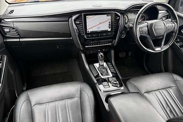 2023 Isuzu MU-X LS-T