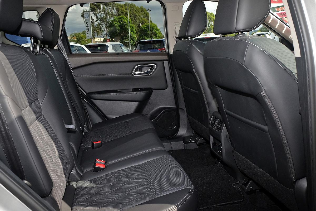 2024 Nissan X-TRAIL Ti-L T33
