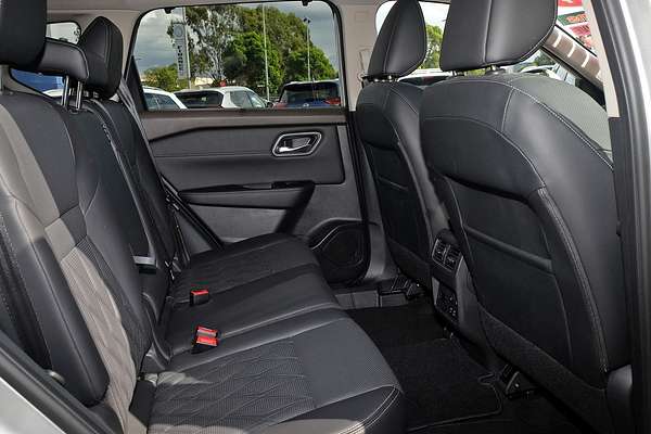 2024 Nissan X-TRAIL Ti-L T33