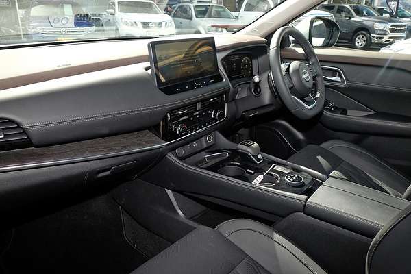 2024 Nissan X-TRAIL Ti-L T33