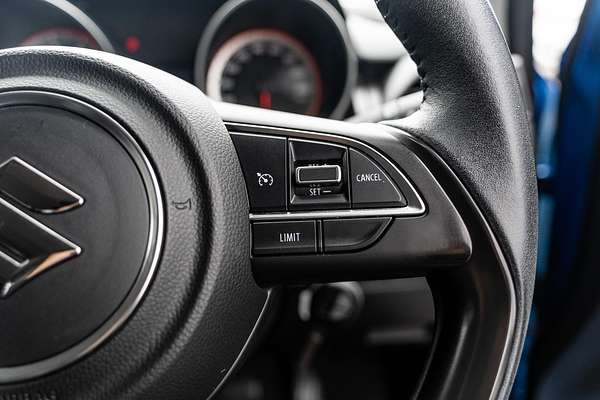 2018 Suzuki Swift GL Navigator AZ