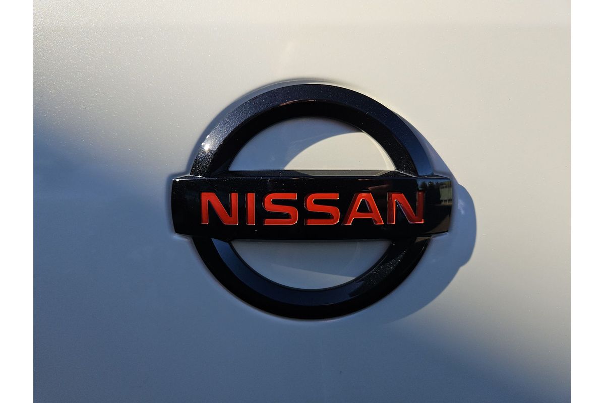 2024 Nissan Navara PRO-4X Warrior D23 4X4