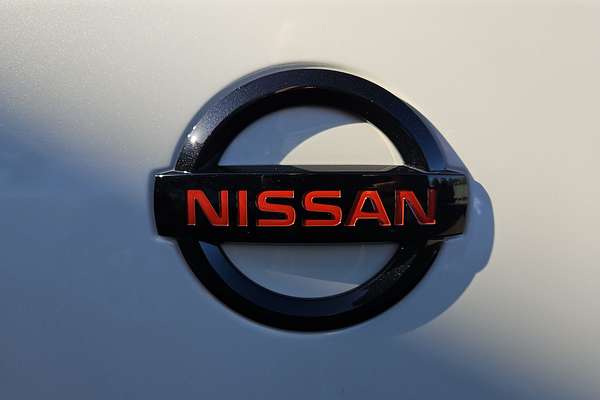 2024 Nissan Navara PRO-4X Warrior D23 4X4