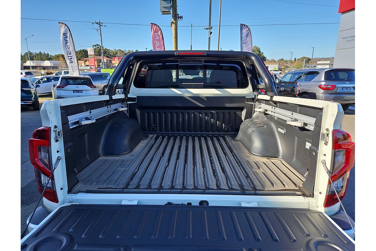 2024 Nissan Navara PRO-4X Warrior D23 4X4