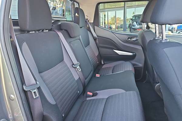 2024 Nissan Navara ST-X D23 4X4
