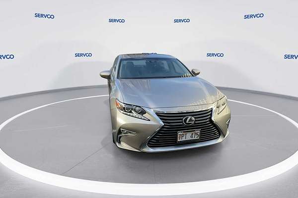 2018 Lexus ES