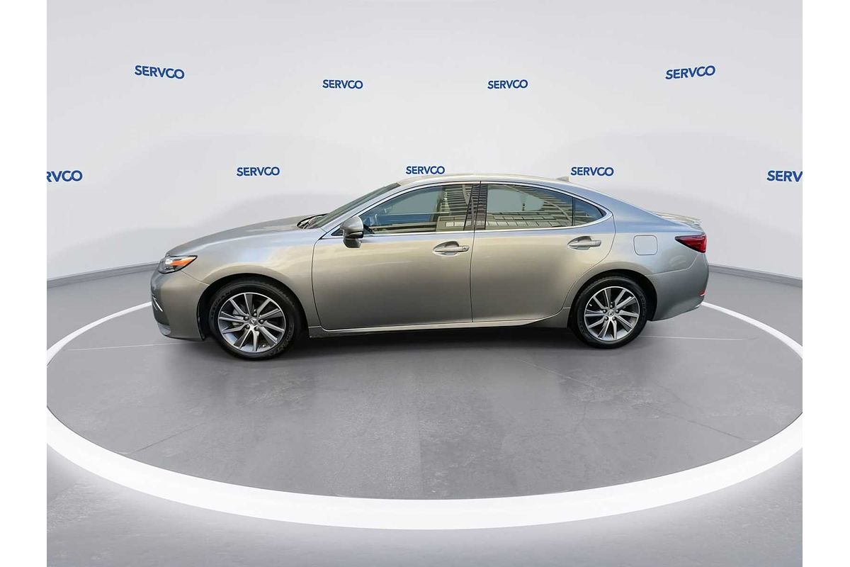 2018 Lexus ES