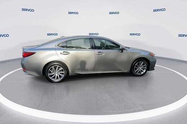 2018 Lexus ES