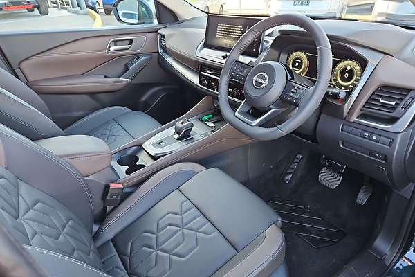 2025 Nissan QASHQAI Ti J12