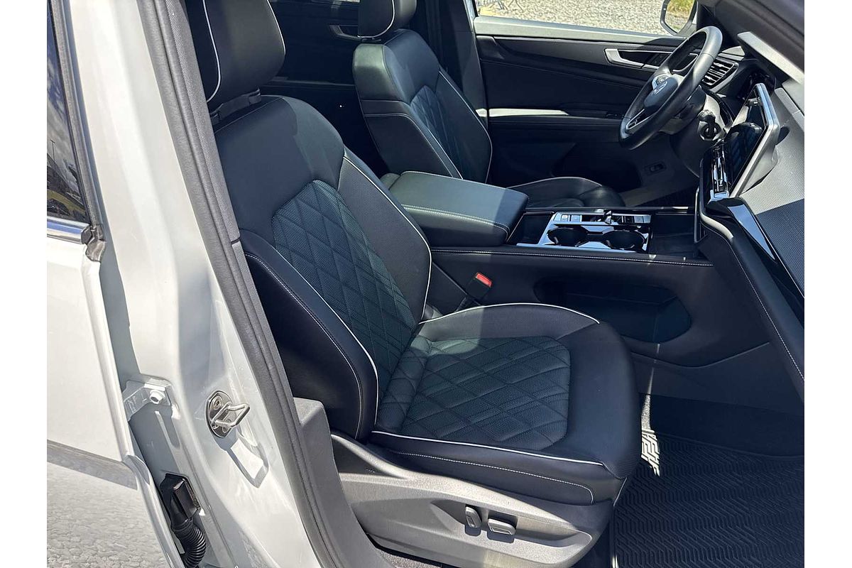 2024 Volkswagen Atlas Cross Sport 2.0T SEL Premium R-Line