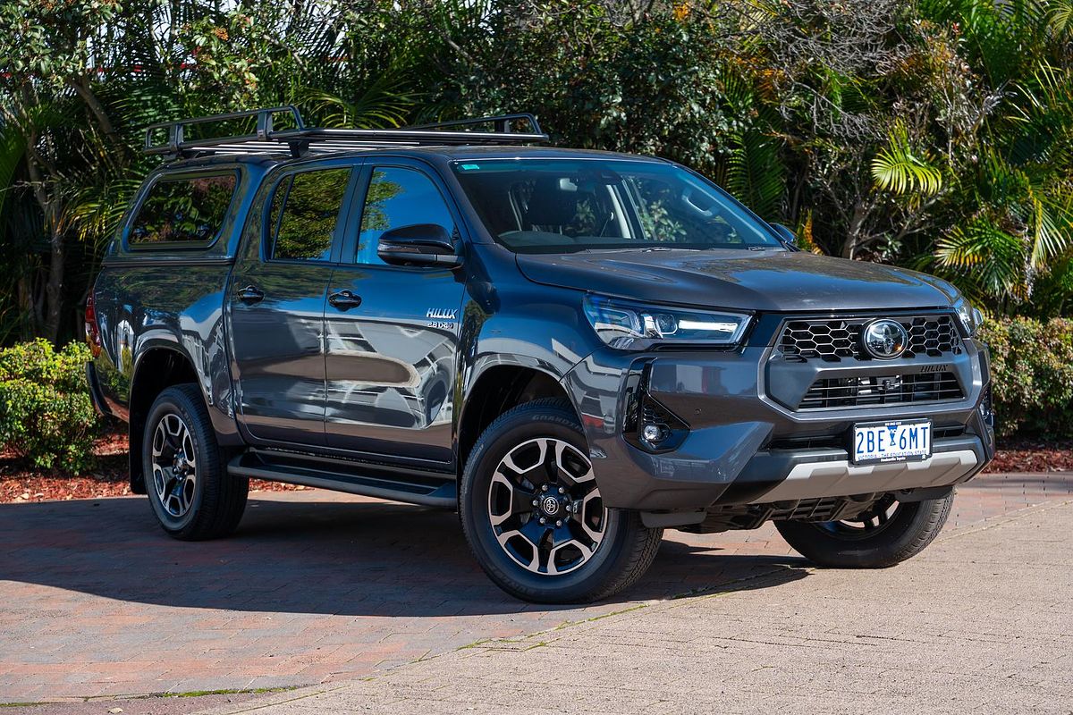 2025 Toyota Hilux SR5 48V GUN126R 4X4