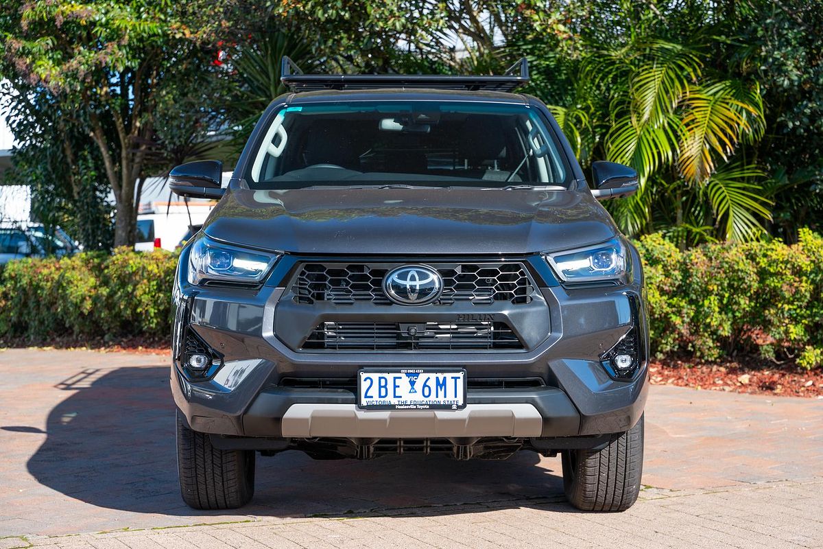 2025 Toyota Hilux SR5 48V GUN126R 4X4